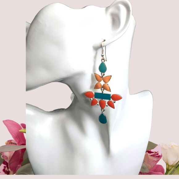 Jewelry - Dangling Earrings